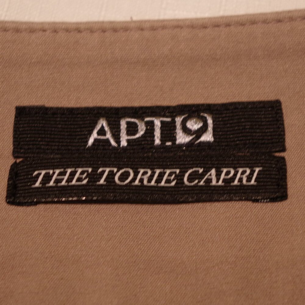 Capris - Picture 3 of 5